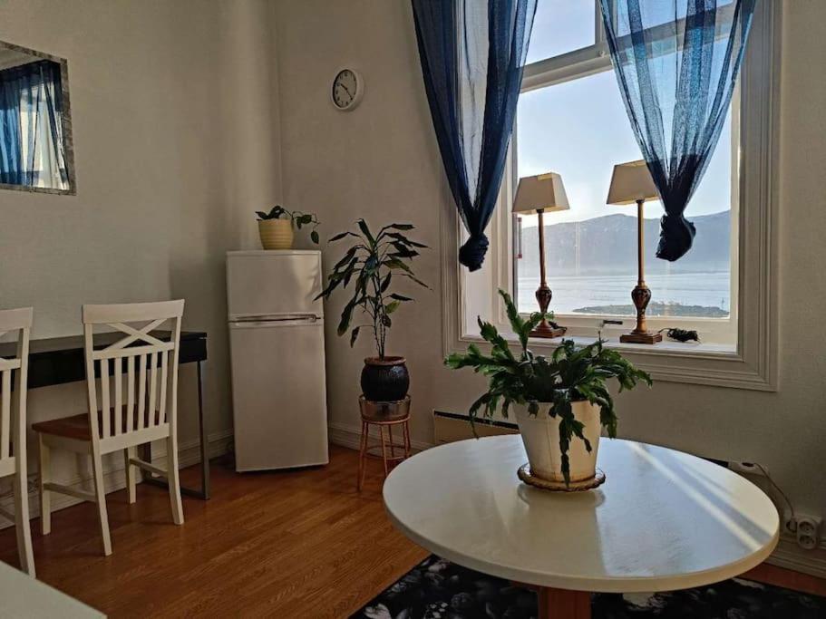 Ocean View, Central, Rustic โอเลซุนด์ ภายนอก รูปภาพ
